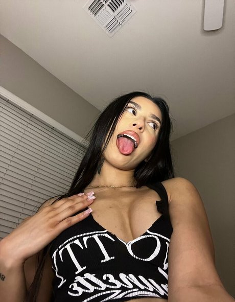 sujetador onlyfans bastante perfecto fotos