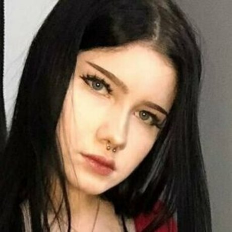 astrid gothly modelo archivo