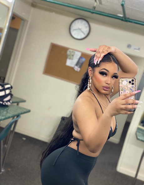 theedommee estrella de alta definición foto