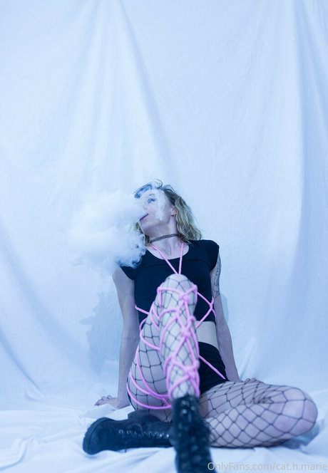 cat h marie modelo agradable imagen