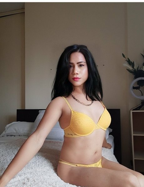 ayavonlee desnudos de estrellas porno galería