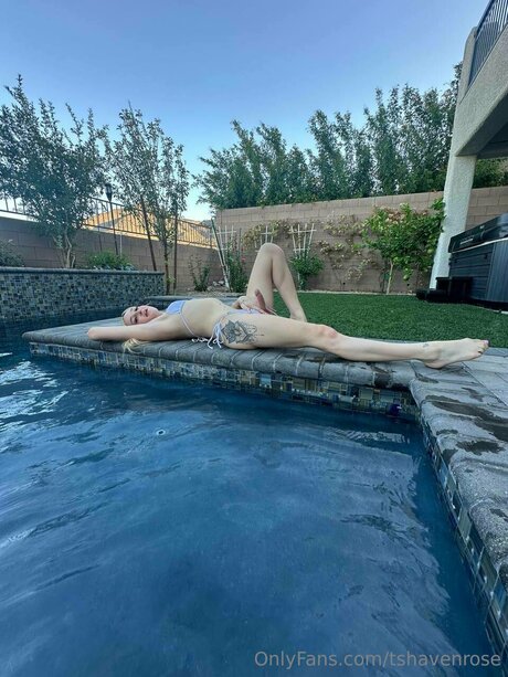 tshavenrose modelo sexual imagen