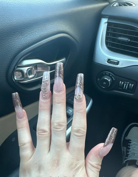 tshavenrose desnudos de estrellas galerías