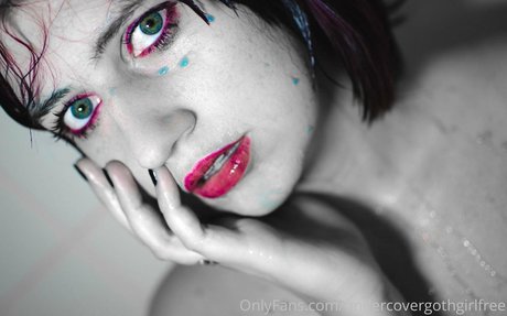 undercovergothgirlfree xxx estrella porno fotos