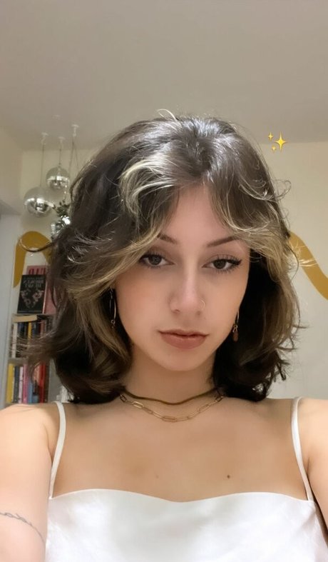 Serena Mello hermosa actriz imágenes