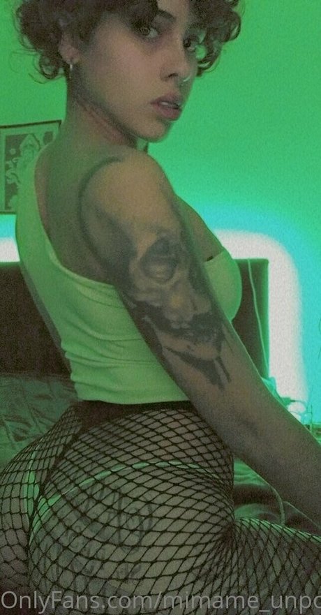 thequeenwithcurls estrella erótica imágenes