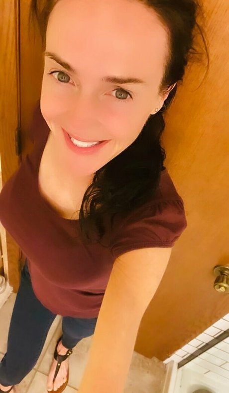 influencer de gimnasios onlyfans arriba hermosa imagen