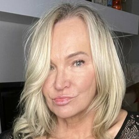 Erikka Devine modelo de arte fotos