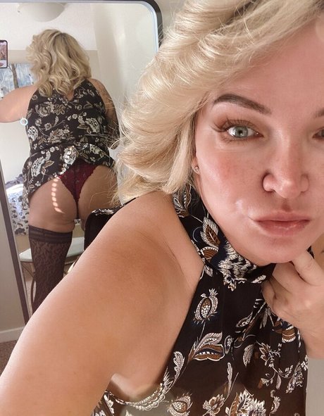 Erikka Devine actriz erótica galerías