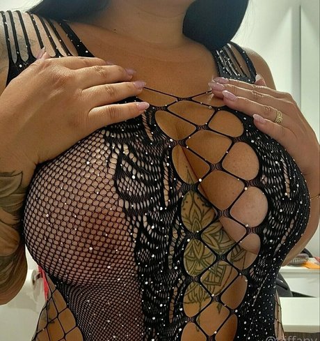 viptiffany actriz desnuda galería