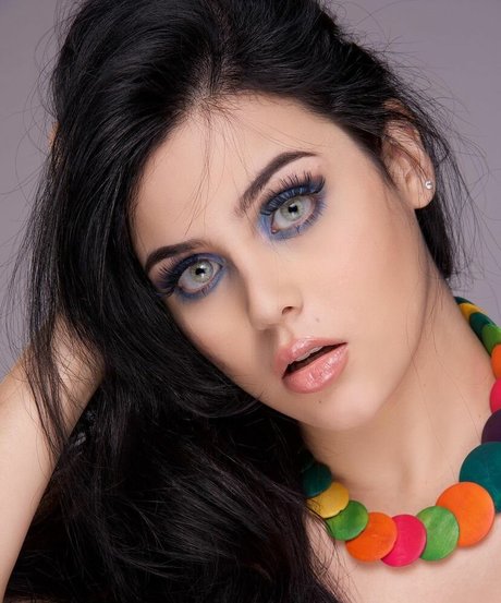 Paola Migliorini estrella porno mejor imagen