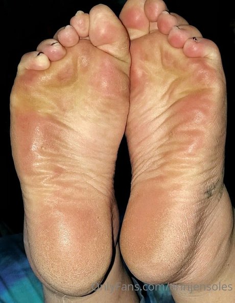 erinjensoles estrella desnuda galería