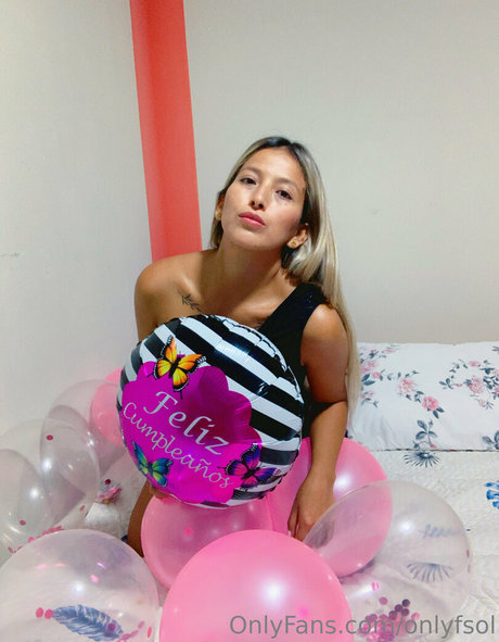 onlyfsol modelo libre recopilación