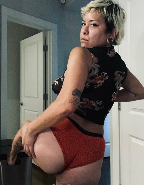 mirari mata actriz de arte imagen