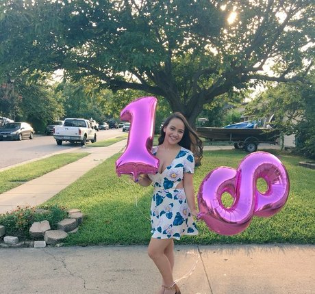 Ellie Johnston estrella porno agradable fotos