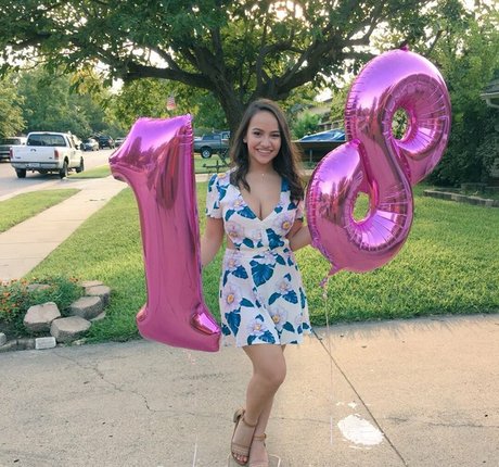 Ellie Johnston desnudos de modelos recopilación