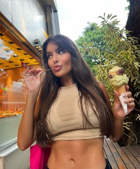 Thais Braz modelo bonita recopilación