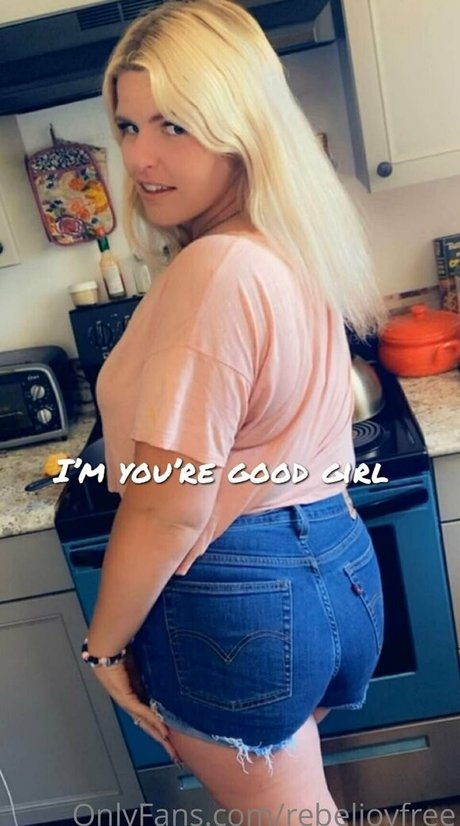 rebeljoyfree hermosa actriz recopilación