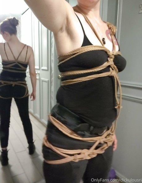 dickulousri estrella adulta imagen