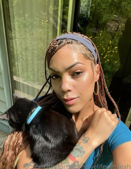 leahsade actriz libre imagen