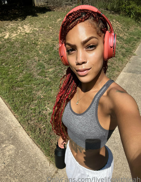 leahsade arte estelar galerías