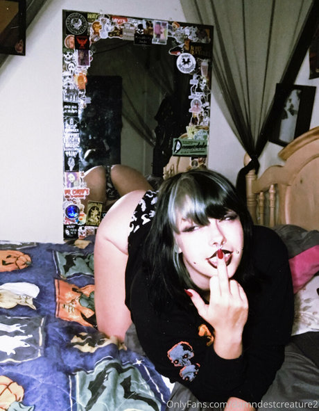 damndestcreature2 estrella porno agradable imagen