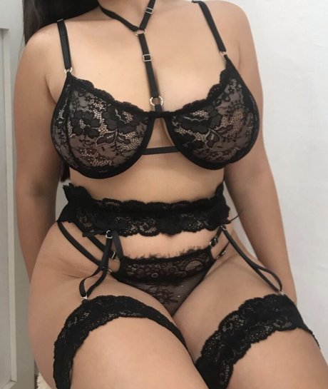 Ludmila Luquez bonita estrella porno galería