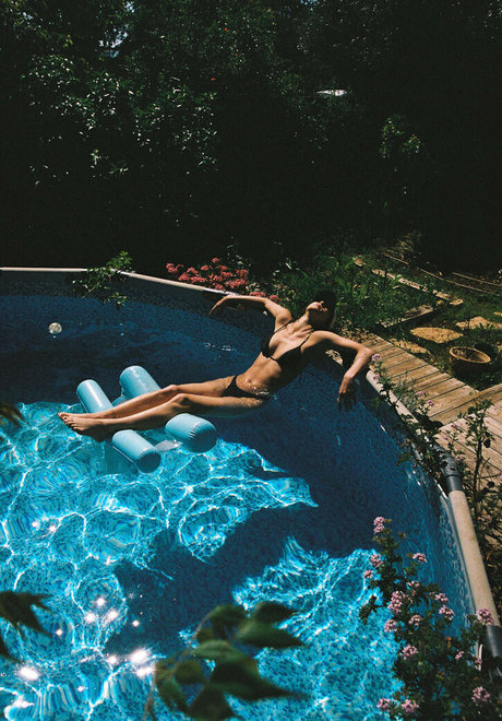 Emma Carmi modelo porno imágenes