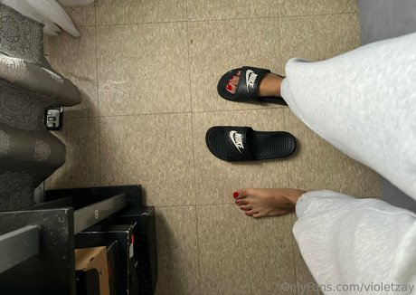 violetzay bonita estrella archivo