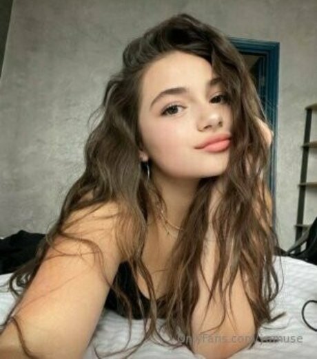 yamuse estrella porno exclusiva galería