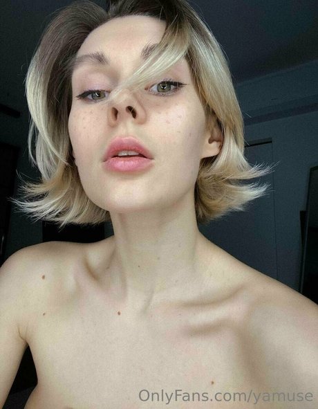 yamuse arte estrella porno foto