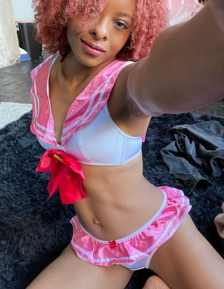 milasapothecary actriz porno foto