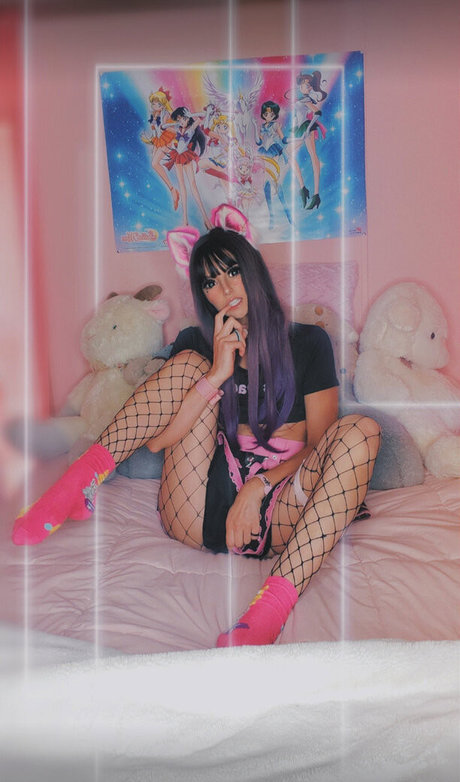 REQ Kiddenkatt estrella sexy foto