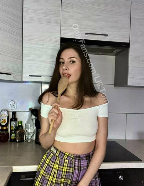 lili torn estrella agradable galerías