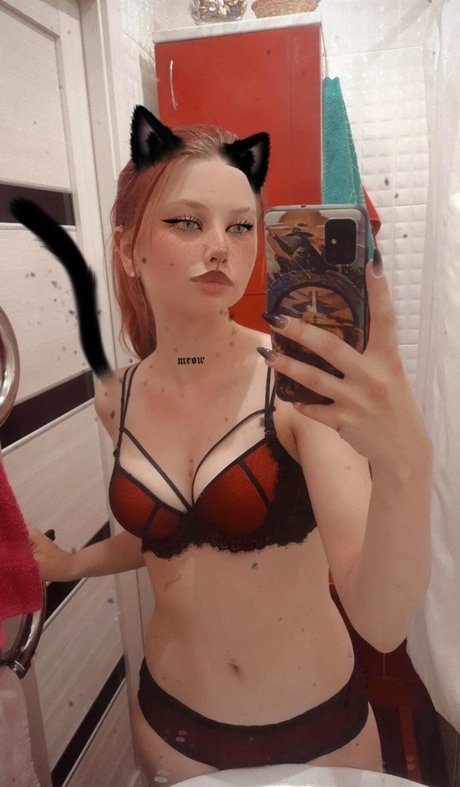 Alexandra Bessonova arte estrella porno foto