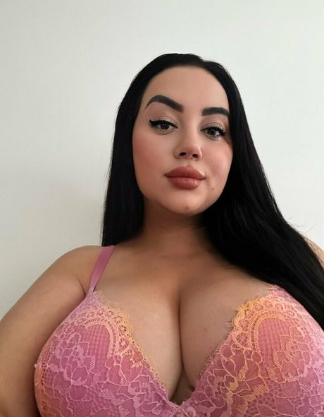 lifeofroseee desnudos de estrellas imágenes