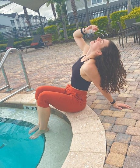 Kaila Petrosino estrella hermosa fotos