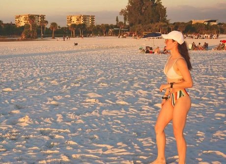 Kaila Petrosino desnudos de estrellas porno recopilación