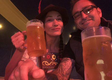 Misty Gray modelo erótico archivo