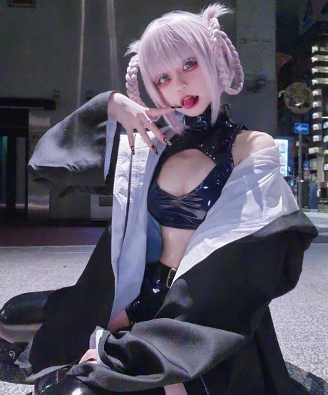 min cosplay modelo desnuda archivo