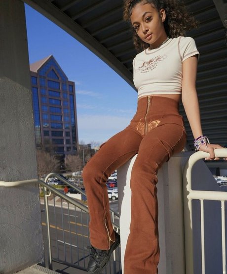 Lexi Vee modelo erótico fotos