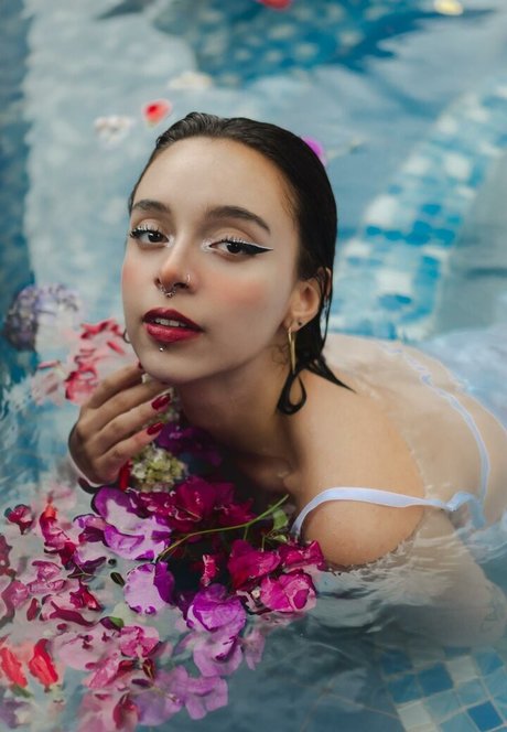 Violettlane69 estrella porno atractiva archivo