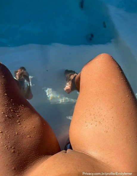 Emily Ferrer actriz xxx recopilación