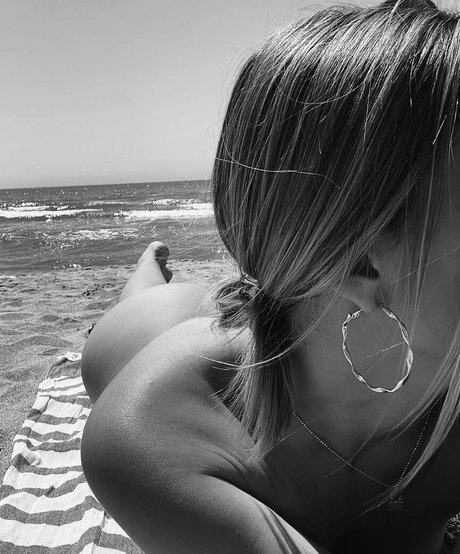 Andrea Mengual modelo de alta calidad archivo