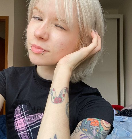 Luh Setra modelo exclusivo imagen