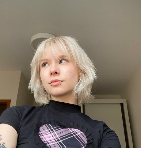 Luh Setra desnudos de estrellas galerías