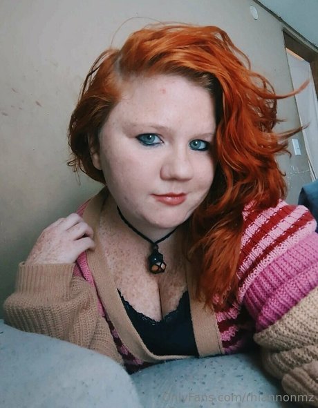 nerd de tetas grandes onlyfans alta definición erótica galería