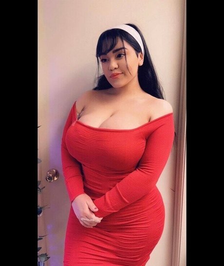 Lena Vera modelo agradable imágenes