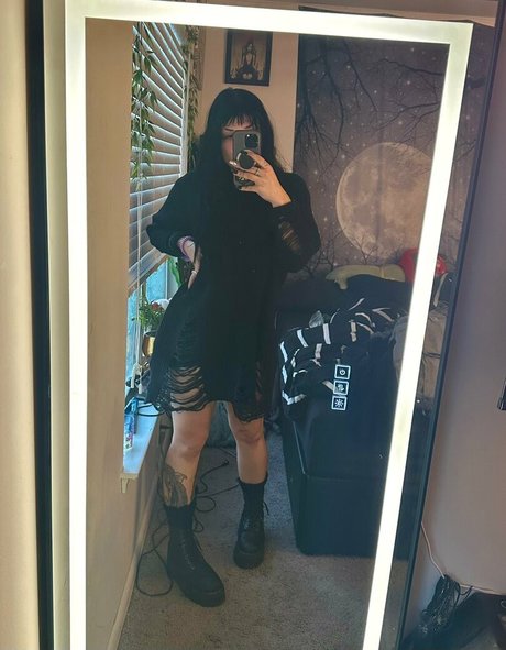 horrorwh0re modelo xxx galerías