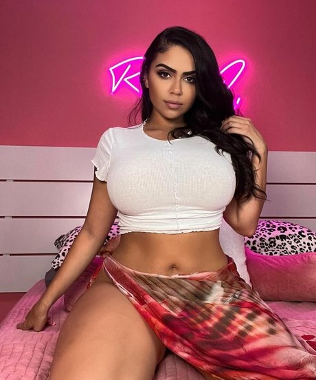 madrastra de tetas grandes onlyfans lindo foto